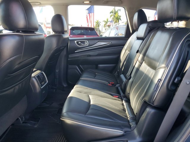 Used 2019 INFINITI QX60 Luxe w/ Essential Package image 10