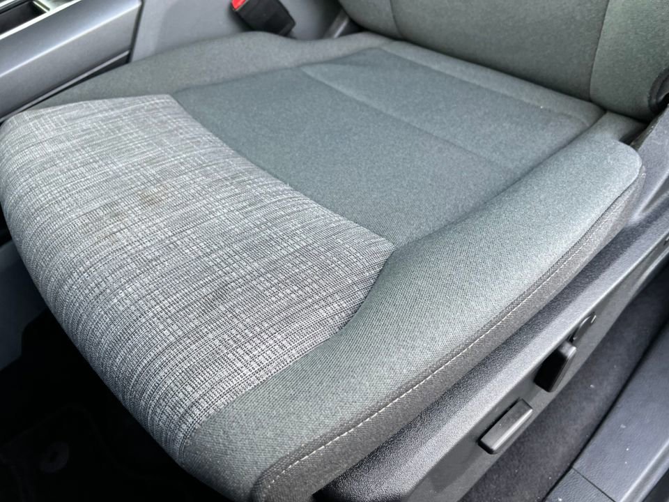 Certified 2023 Ford F150 XLT w/ Equipment Group 302A High image 20