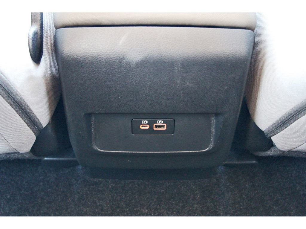 Used 2022 Nissan Frontier SV w/ Technology Package image 15