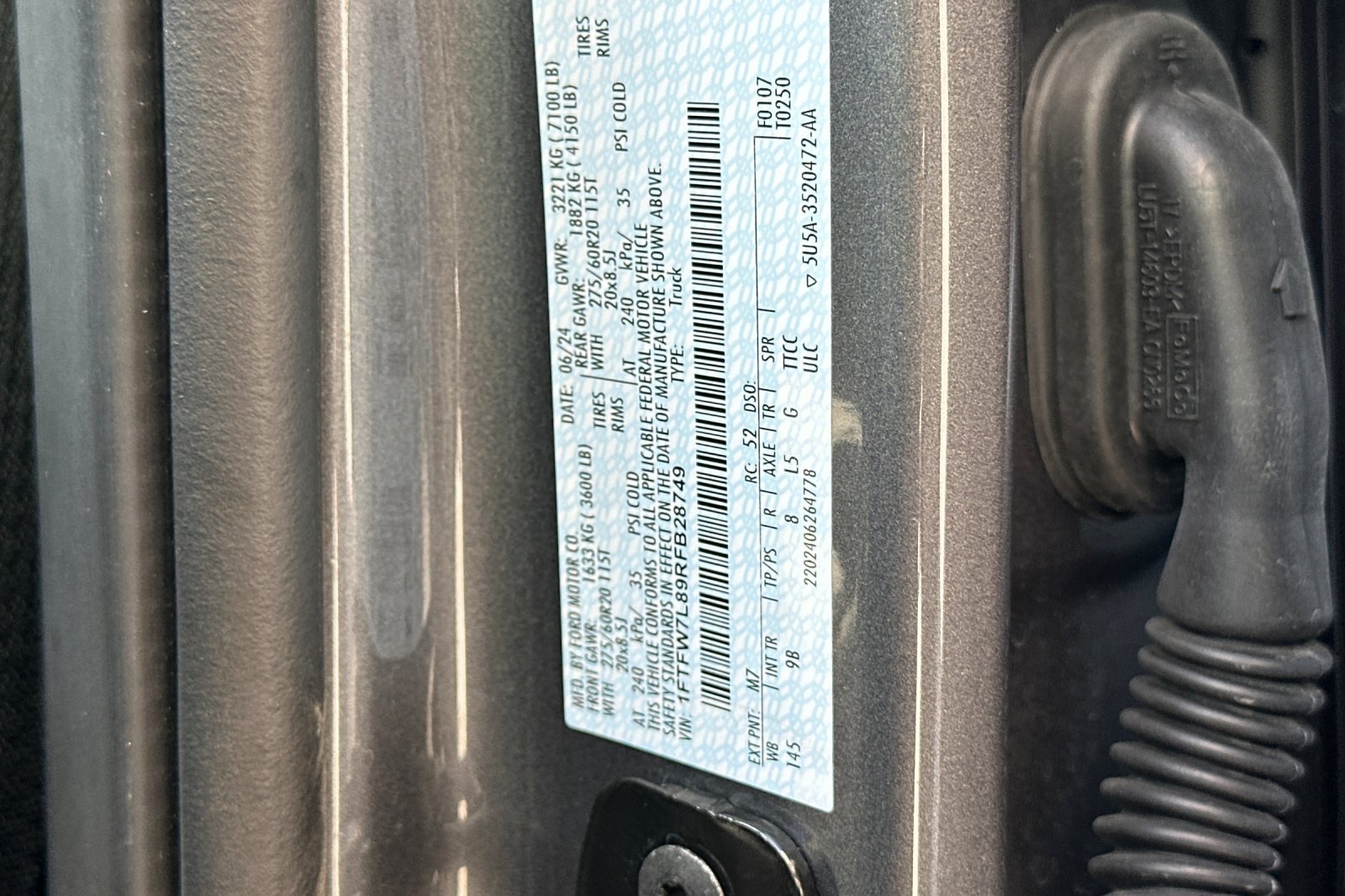Certified 2024 Ford F150 Platinum w/ Equipment Group 702A High AWD/4WD image 33