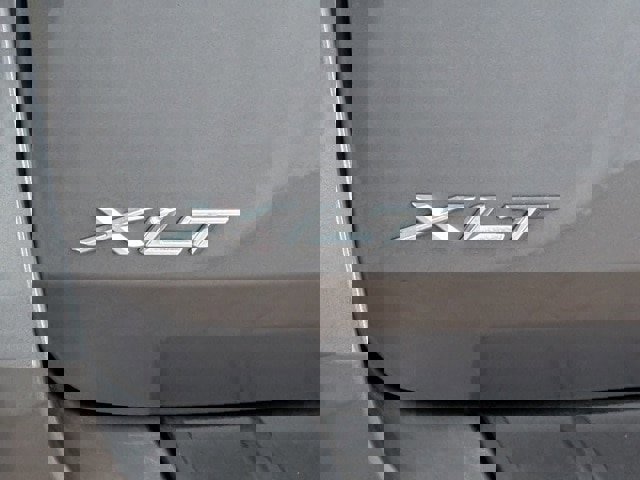 Certified 2023 Ford Explorer XLT w/ Equipment Group 202A image 9