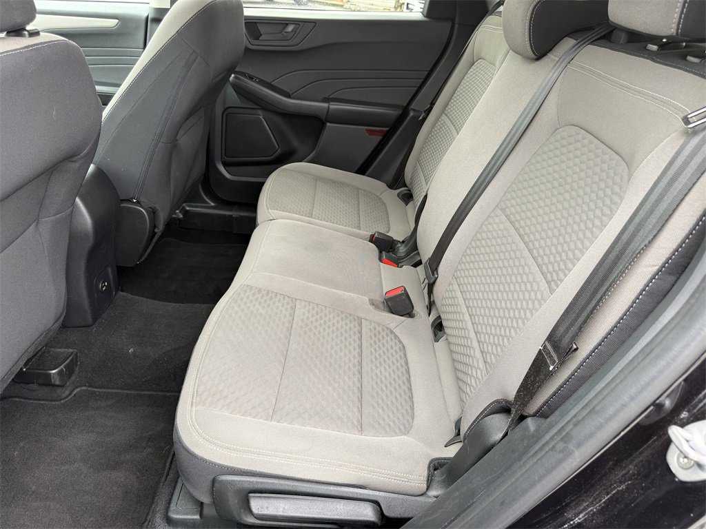 Certified 2022 Ford Escape SE w/ SE Sport Appearance Package image 31