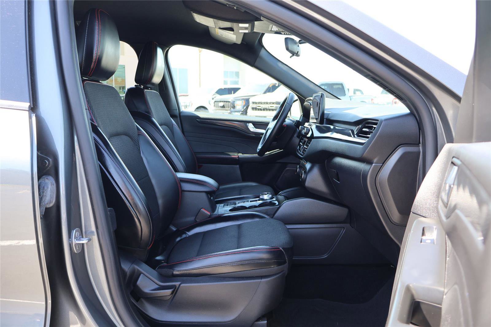 Certified 2024 Ford Escape ST-Line w/ Equipment Group 301A image 35