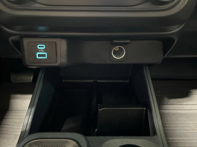Certified 2023 Ford Maverick XL FWD image 49