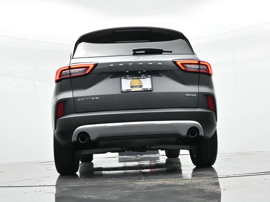 Certified 2025 Ford Escape Active AWD/4WD image 28