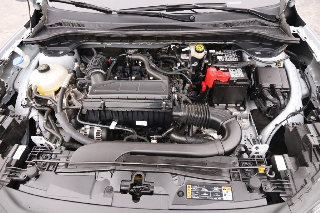 Certified 2025 Ford Escape ST-Line FWD image 27