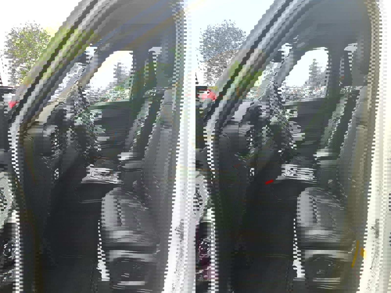 Certified 2023 Ford Explorer Limited w/ Limited Technology Package image 25