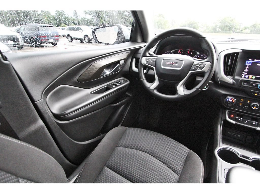 Used 2023 GMC Terrain SLE w/ Driver Convenience Package AWD/4WD image 11