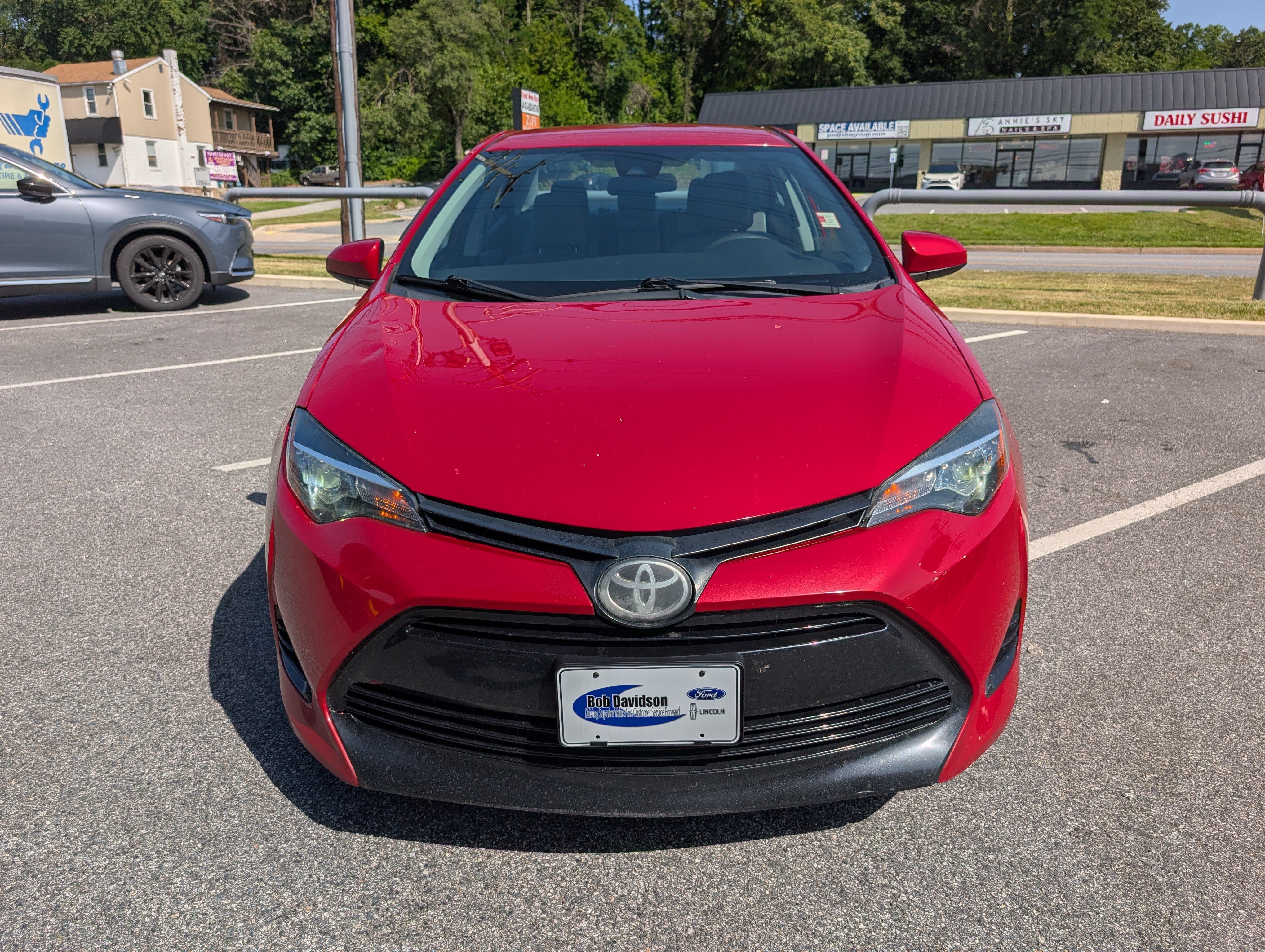 Used 2019 Toyota Corolla LE w/ Carpet Mat Package (TMS) FWD image 10