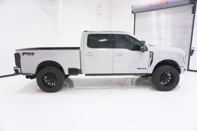 Certified 2024 Ford F250 Limited w/ FX4 Off-Road Package AWD/4WD image 4