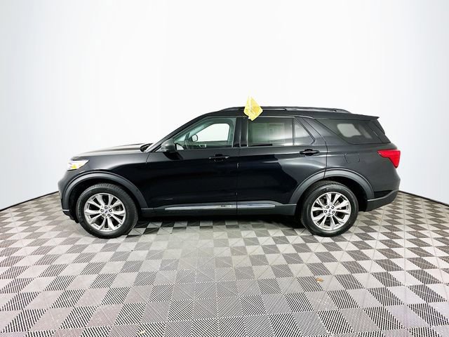 Certified 2023 Ford Explorer XLT w/ Equipment Group 202A image 8