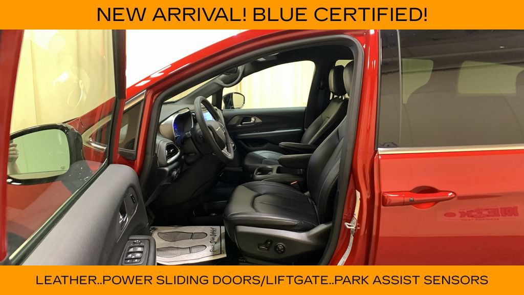 Used 2026 Chrysler Pacifica Select AWD/4WD image 27