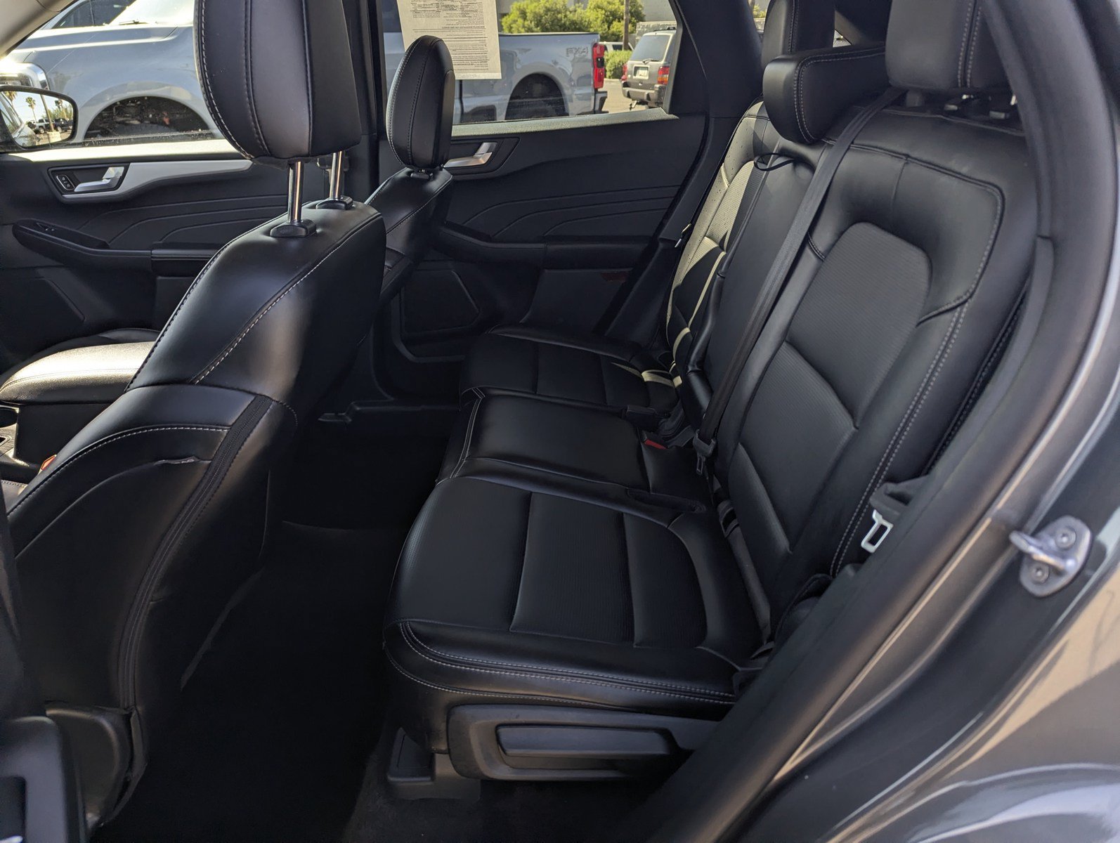 Certified 2025 Ford Escape Platinum AWD/4WD image 8