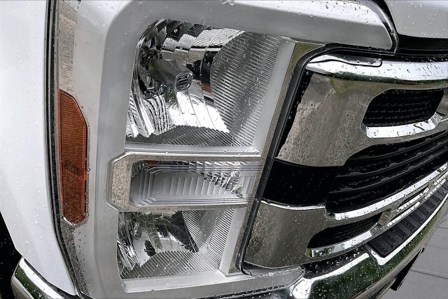 Certified 2025 Ford F250 XLT w/ Snow Plow Prep Package AWD/4WD image 27