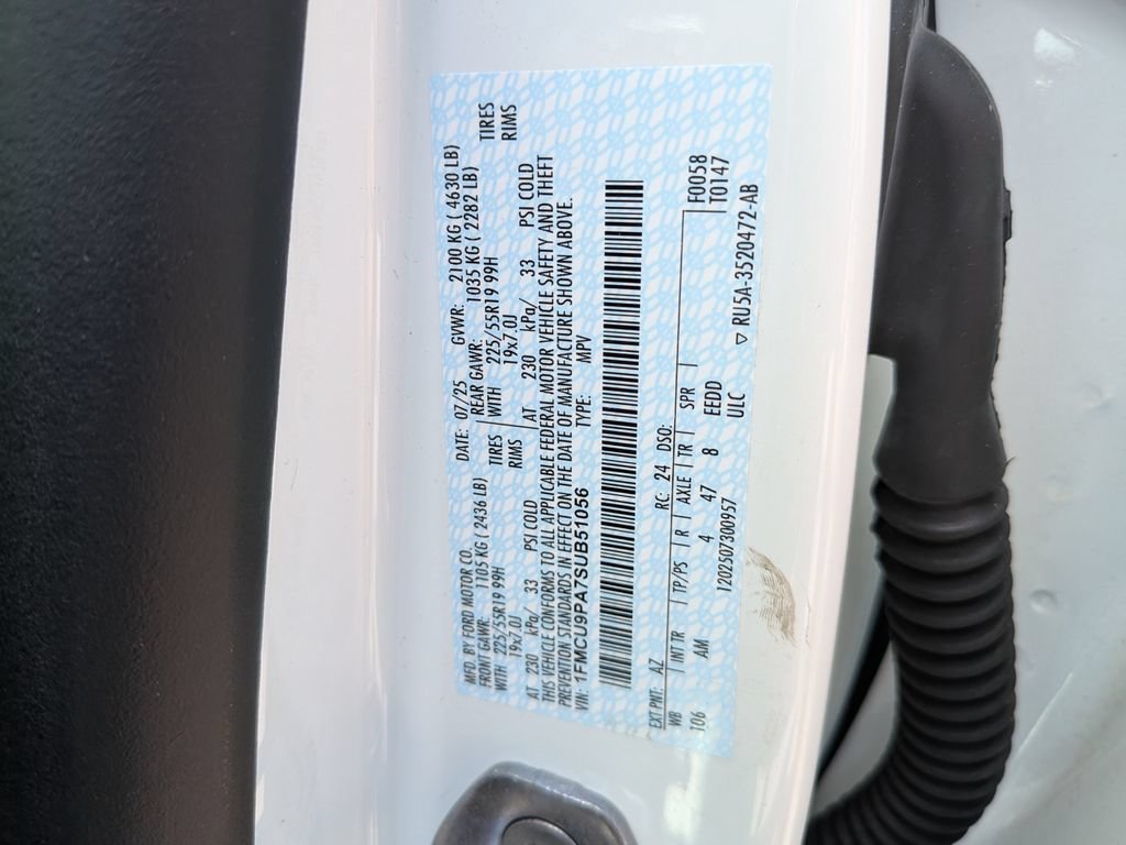 Certified 2025 Ford Escape ST-Line Elite w/ Premium Technology Package AWD/4WD image 37