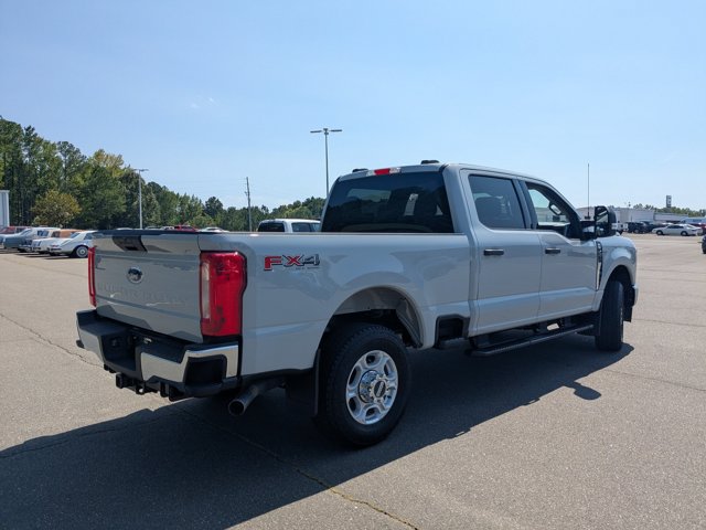 Certified 2026 Ford F250 XLT w/ FX4 Off-Road Package AWD/4WD image 9