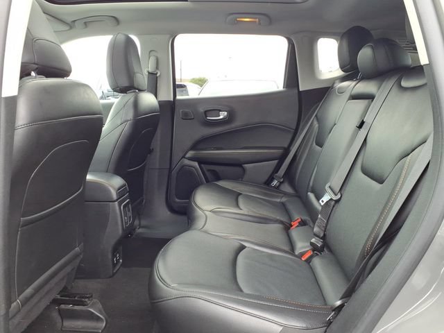 Used 2021 Jeep Compass Limited w/ Sun and Sound Group AWD/4WD image 11