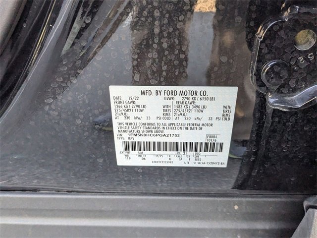 Certified 2023 Ford Explorer Platinum w/ Technology Package image 32