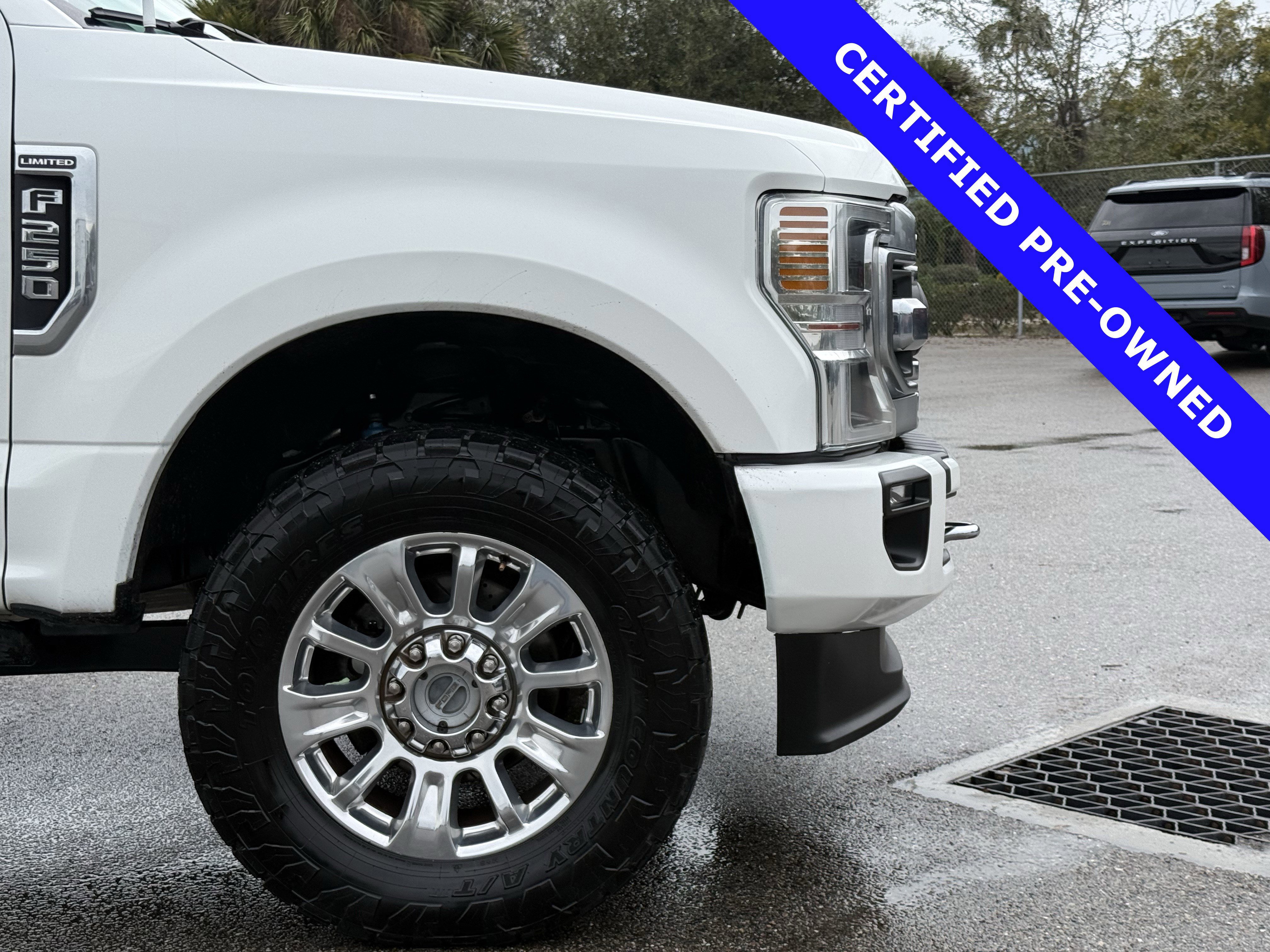 Certified 2022 Ford F250 Limited w/ FX4 Off-Road Package image 12