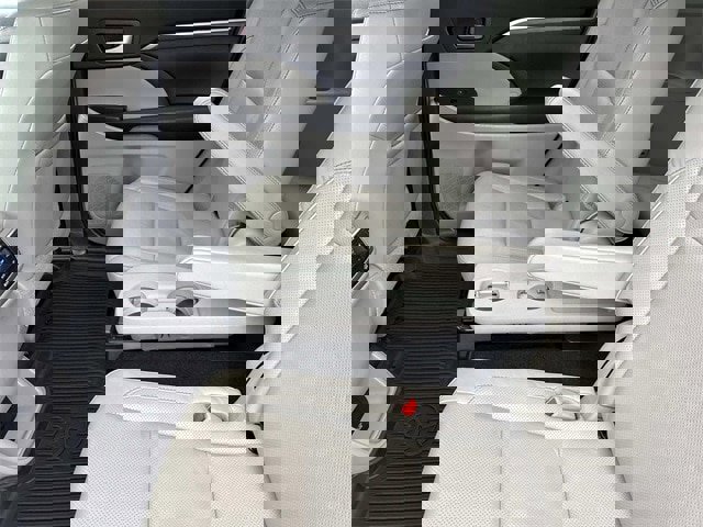 Used 2019 Toyota Highlander Limited image 20