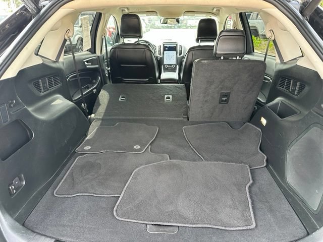 Certified 2022 Ford Edge Titanium AWD/4WD image 30