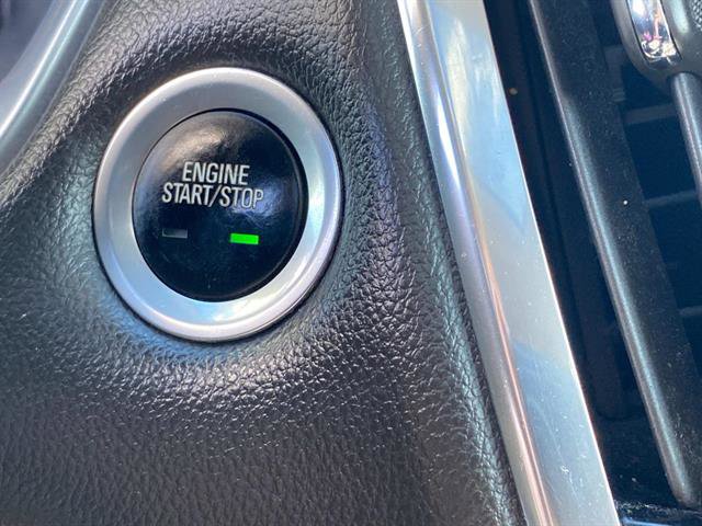 Used 2018 Chevrolet Traverse LT image 28