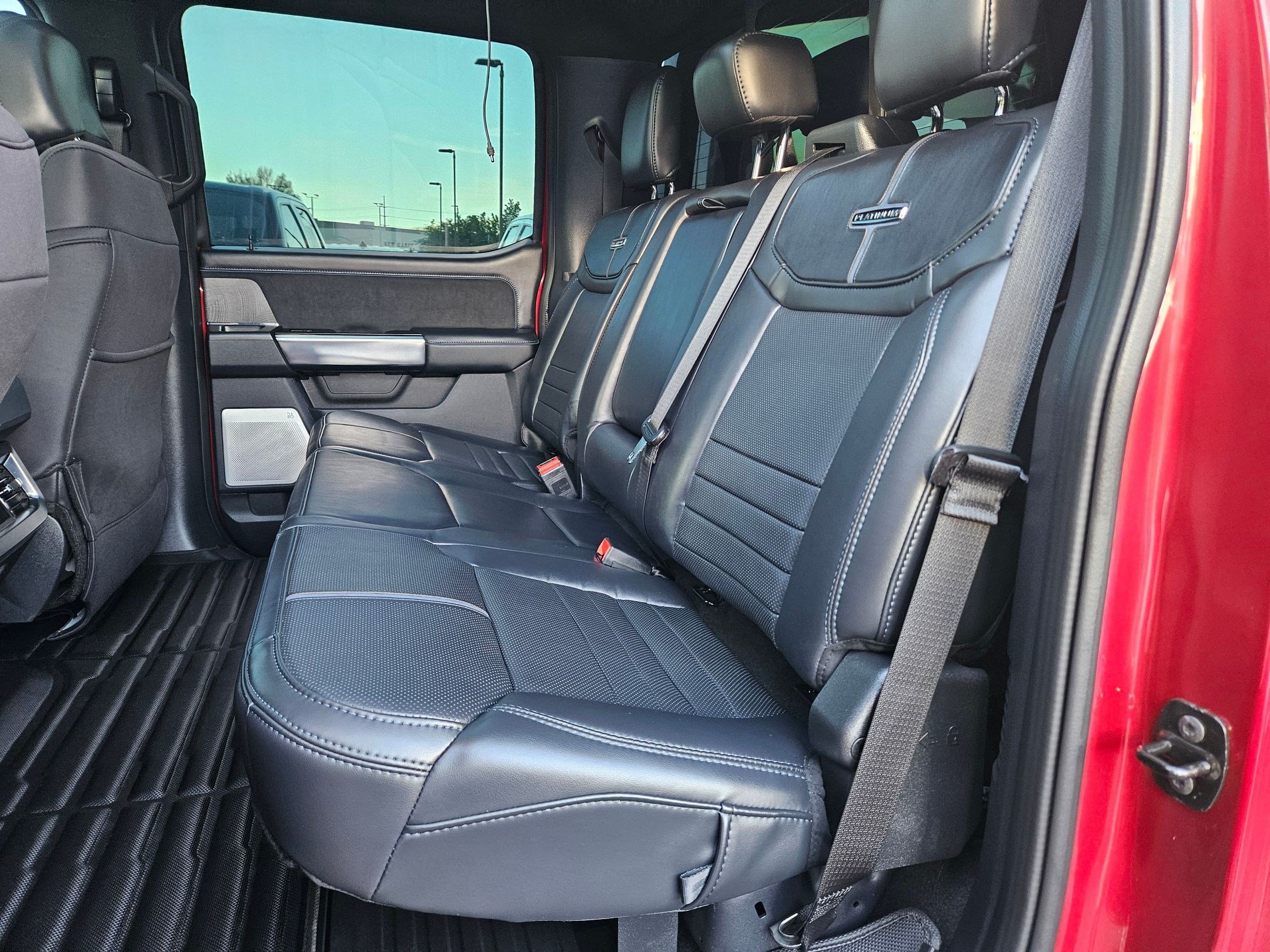 Certified 2025 Ford F250 Platinum AWD/4WD image 30