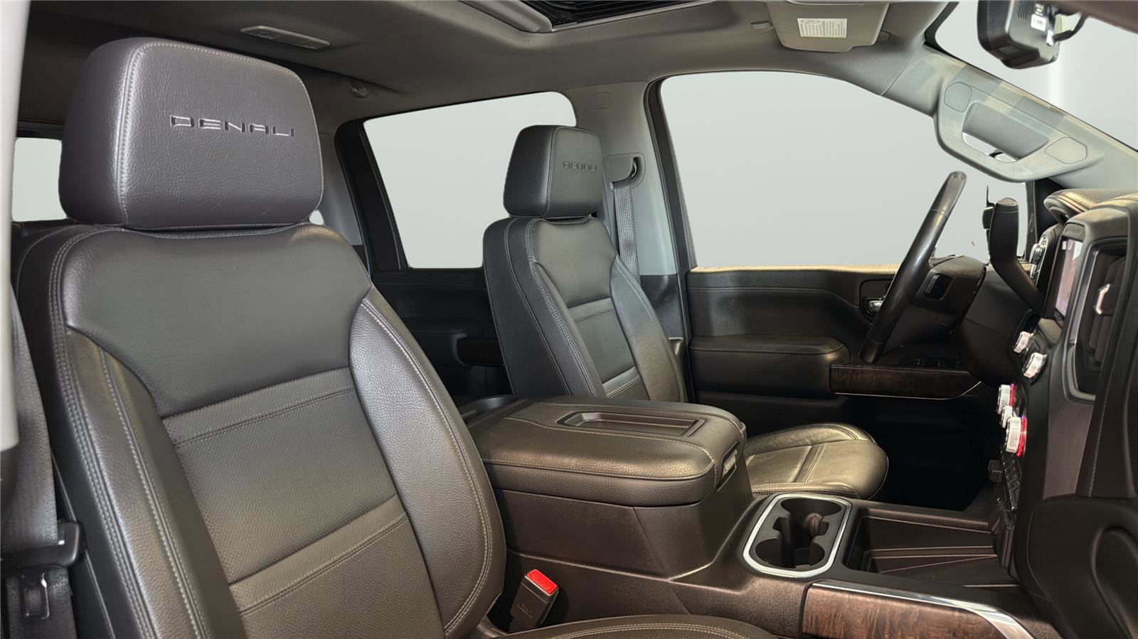 Used 2022 GMC Sierra 3500 Denali AWD/4WD image 16
