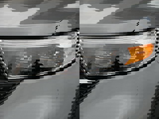 Certified 2023 Ford Explorer XLT w/ Class IV Trailer Tow Package image 9