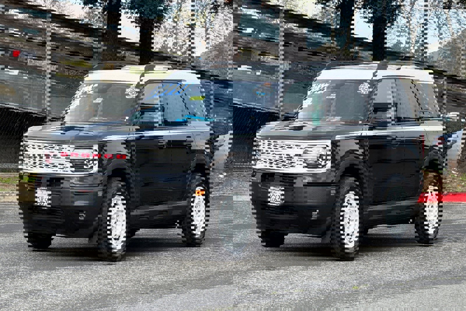 Certified 2025 Ford Bronco Sport Heritage w/ Convenience Package image 8