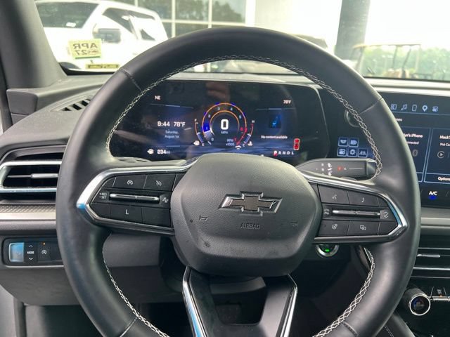 Used 2025 Chevrolet Traverse LT w/ Midnight/Sport Edition FWD image 7