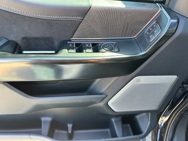Certified 2022 Ford F150 Platinum w/ FX4 Off-Road Package AWD/4WD image 17