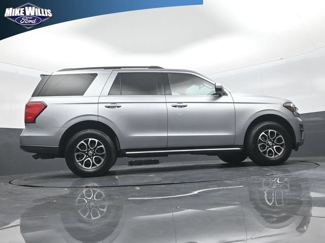 Certified 2023 Ford Expedition XLT RWD image 24