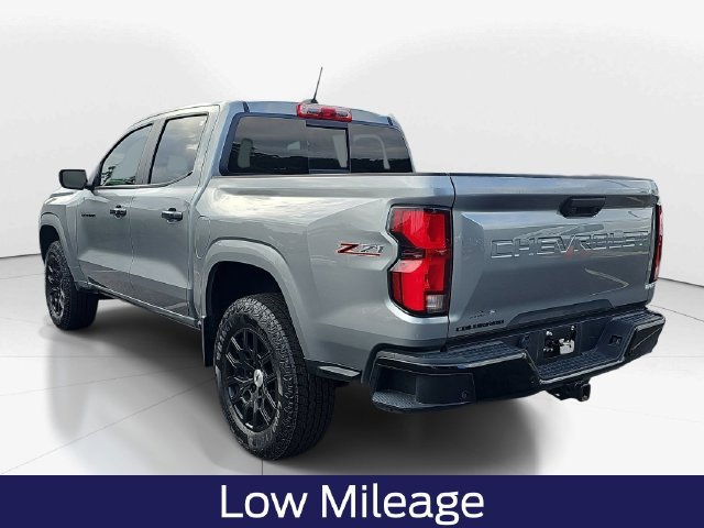 Used 2024 Chevrolet Colorado Z71 w/ Z71 Convenience Package 2 AWD/4WD image 7
