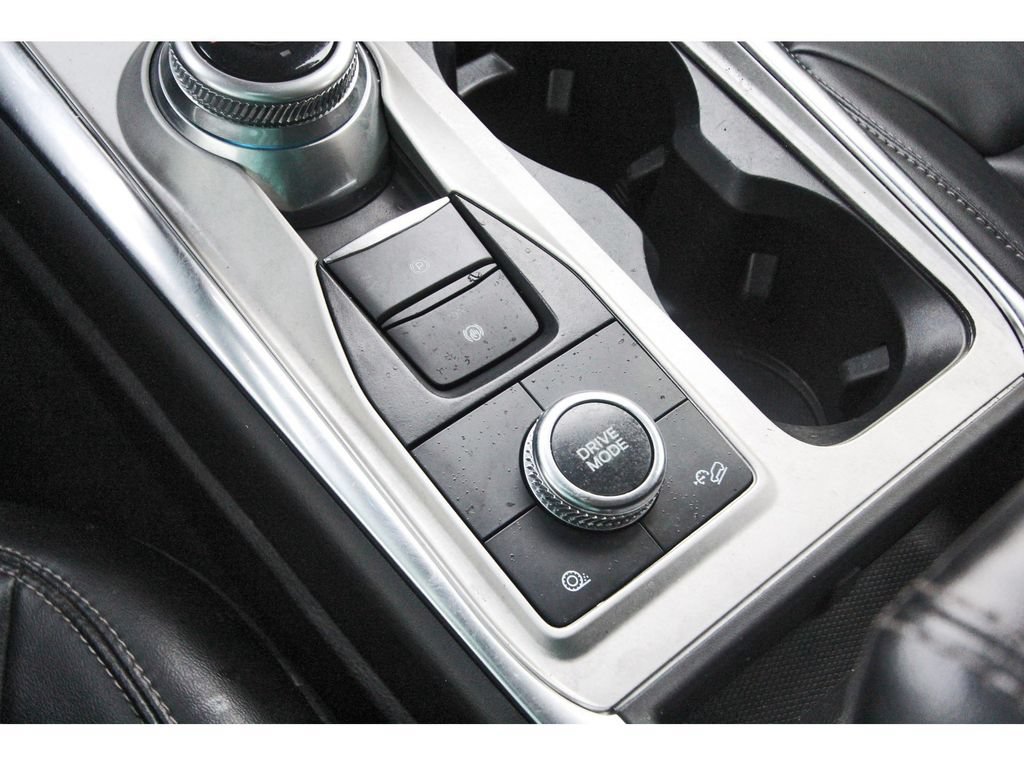 Certified 2023 Ford Explorer XLT w/ Equipment Group 202A AWD/4WD image 29