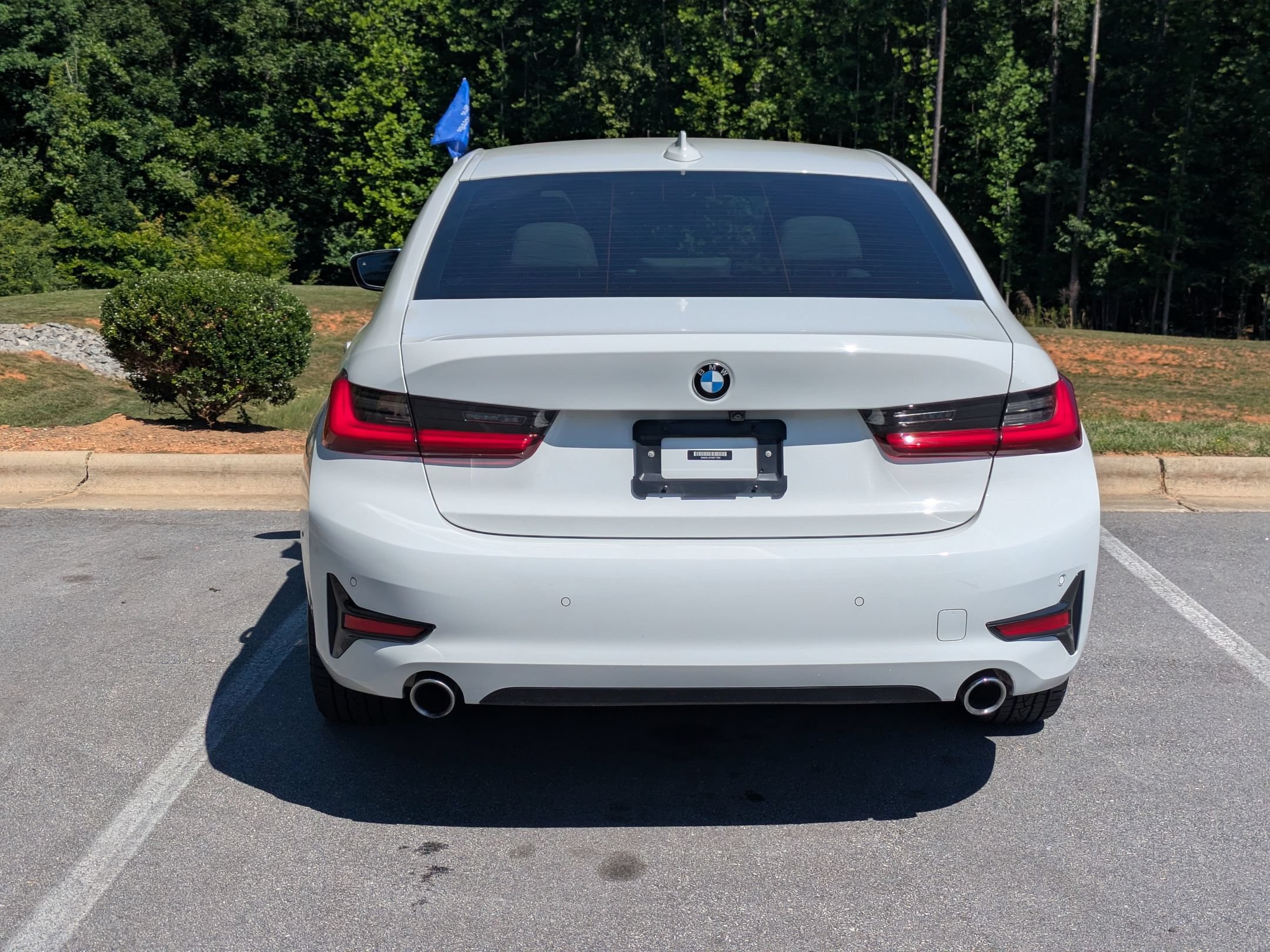 Used 2021 BMW 330i Sedan w/ Premium Package RWD image 4