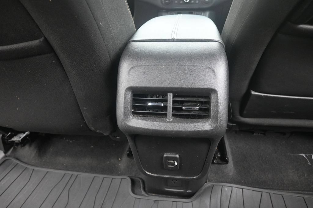 Used 2020 GMC Terrain SLE w/ Driver Convenience Package FWD image 10