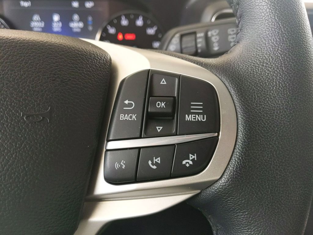Certified 2023 Ford Explorer XLT w/ Equipment Group 202A AWD/4WD image 20