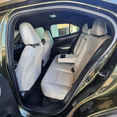 Used 2020 Lexus UX 250h w/ Premium Package image 14