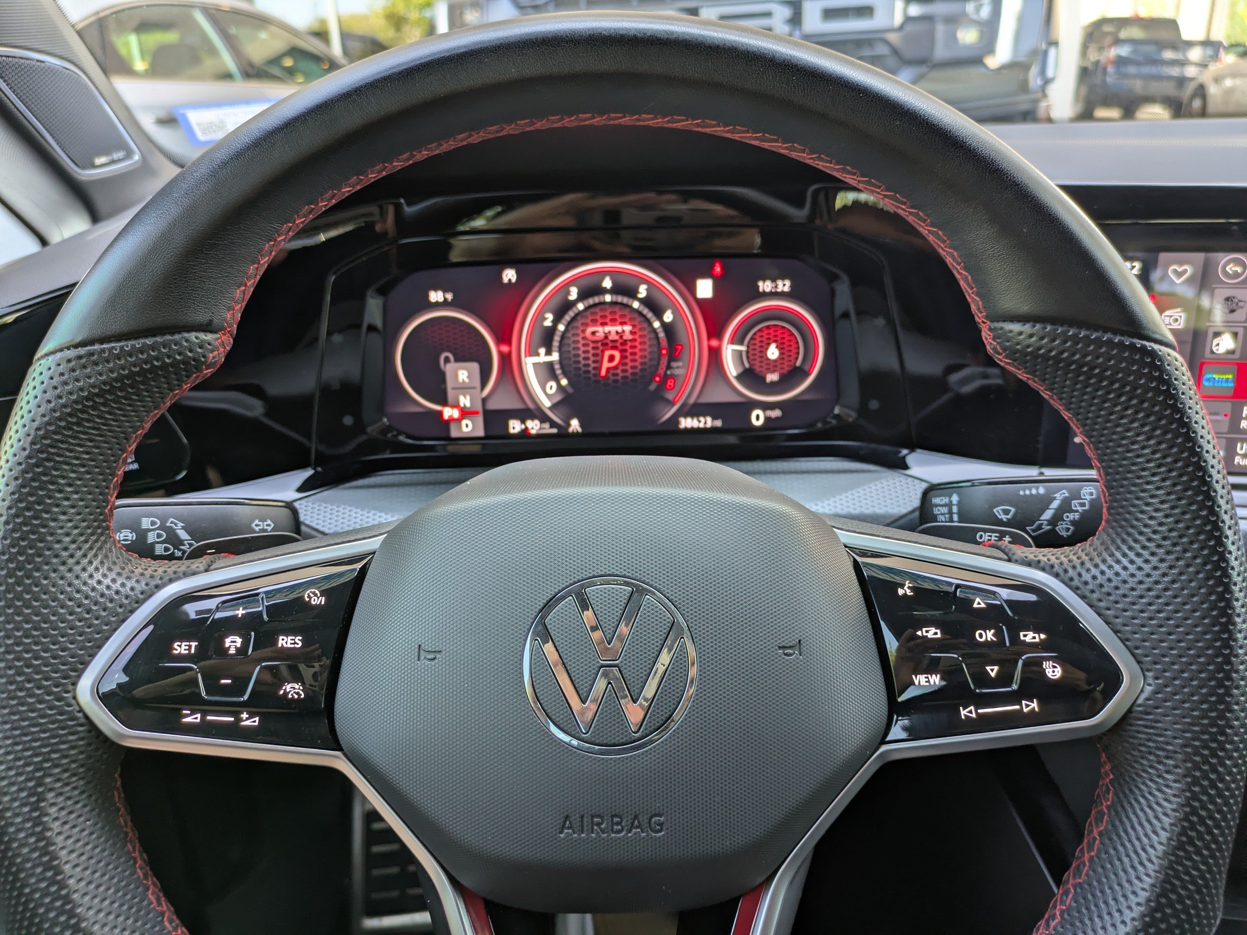 Used 2024 Volkswagen GTI SE FWD image 32