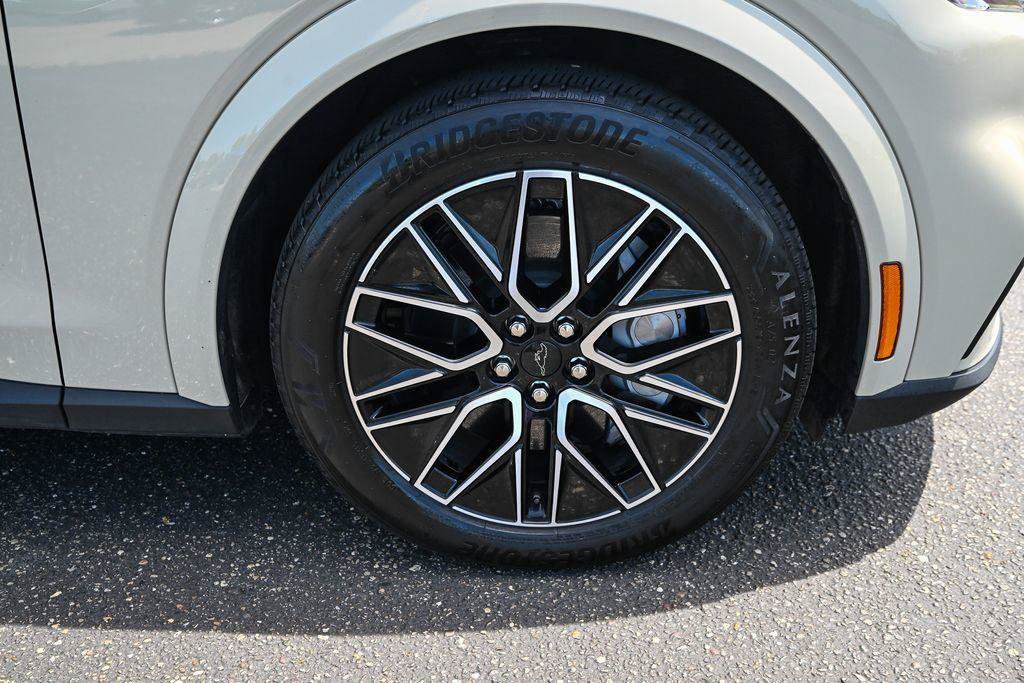 Certified 2025 Ford Mustang Mach-E Premium AWD/4WD image 15