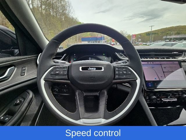 Used 2023 Jeep Grand Cherokee 4WD 4xe image 22
