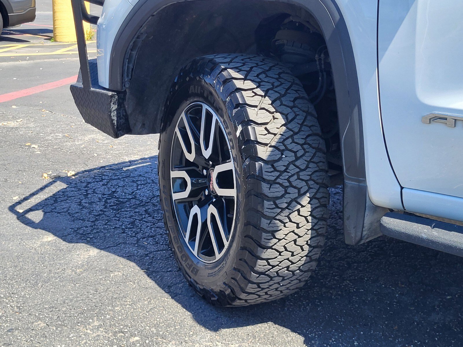 Used 2023 GMC Sierra 1500 AT4 w/ AT4 Premium Package image 34