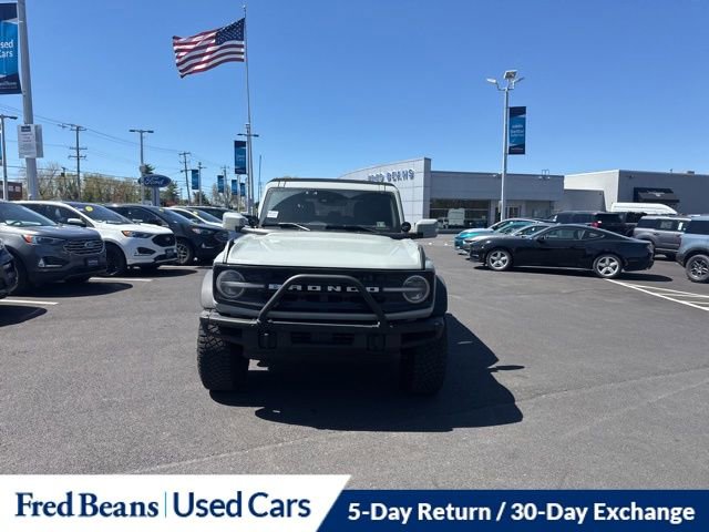 Certified 2021 Ford Bronco Outer Banks w/ Sasquatch Package AWD/4WD image 2