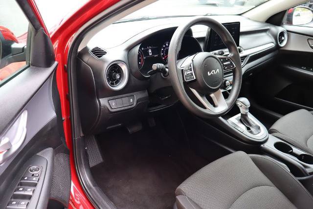 Used 2024 Kia Forte LXS FWD image 4