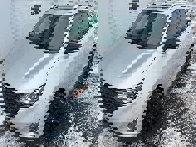 Used 2020 Chevrolet Equinox LT w/ Sport Edition image 6