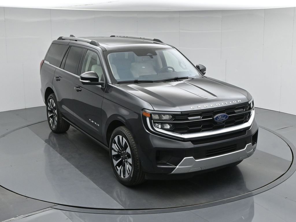 Certified 2025 Ford Expedition Platinum w/ Driver's Package AWD/4WD image 45