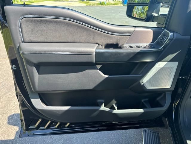 Certified 2026 Ford F250 Platinum AWD/4WD image 8
