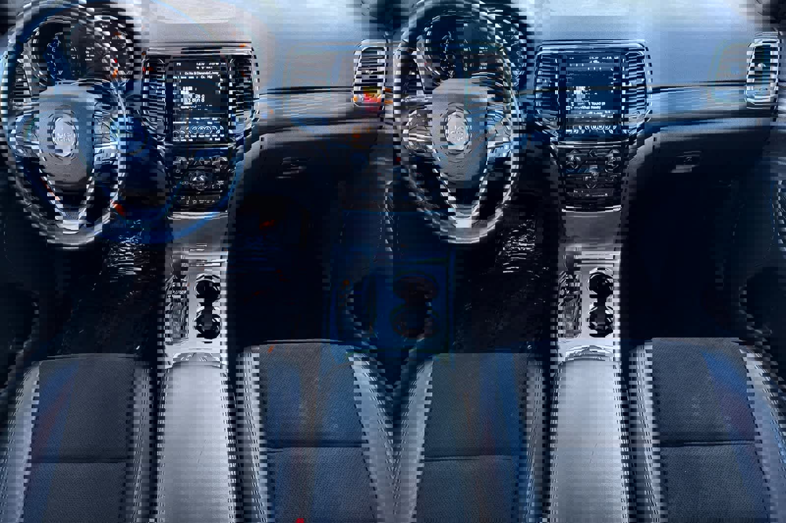 Used 2020 Jeep Grand Cherokee Altitude image 9