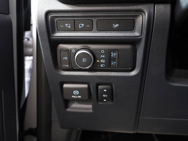 Certified 2022 Ford F150 XLT w/ Equipment Group 302A High image 20